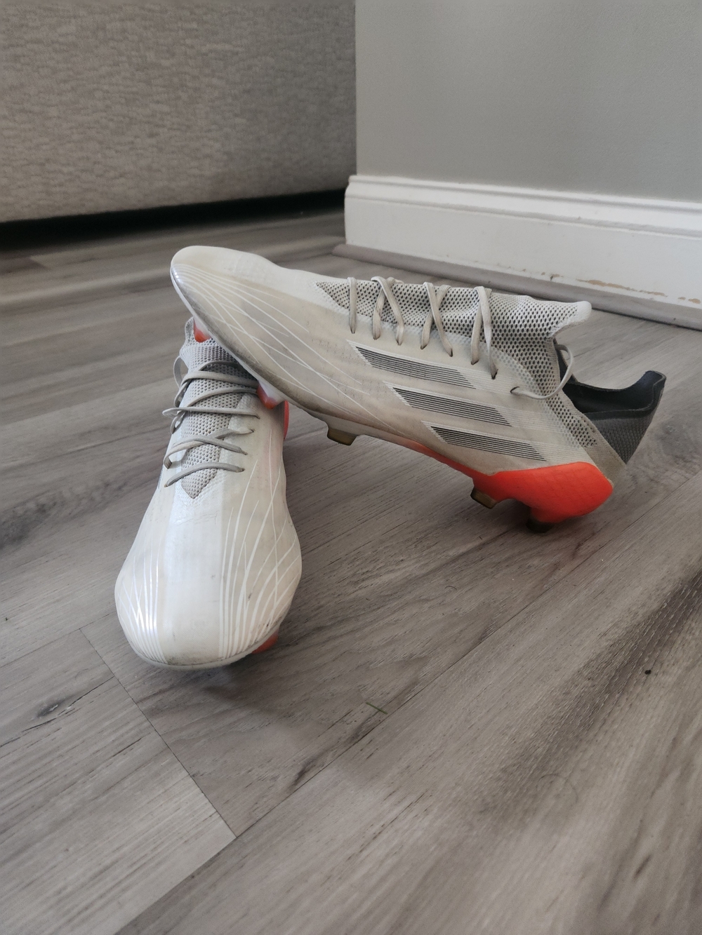 Adidas Men's White and Red Soccer Cleats